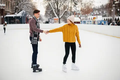 How Good Is Ice Skating as a Workout? 5 Health Benefits