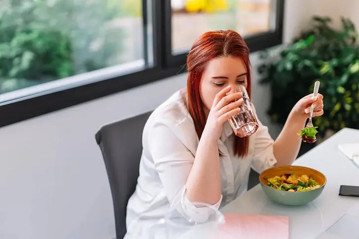 Can drinking water before eating really help you lose weight?